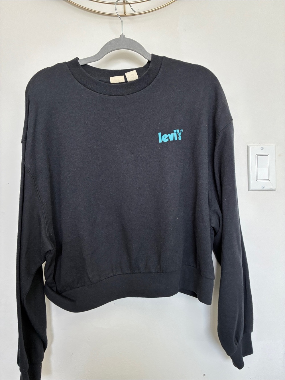 Levi's Black Crewneck Sweatshirt with Teal Logo
